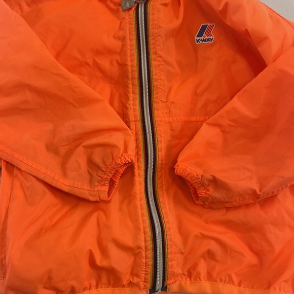 K-way rain coat 24 months fits big - Picture 5 of 5